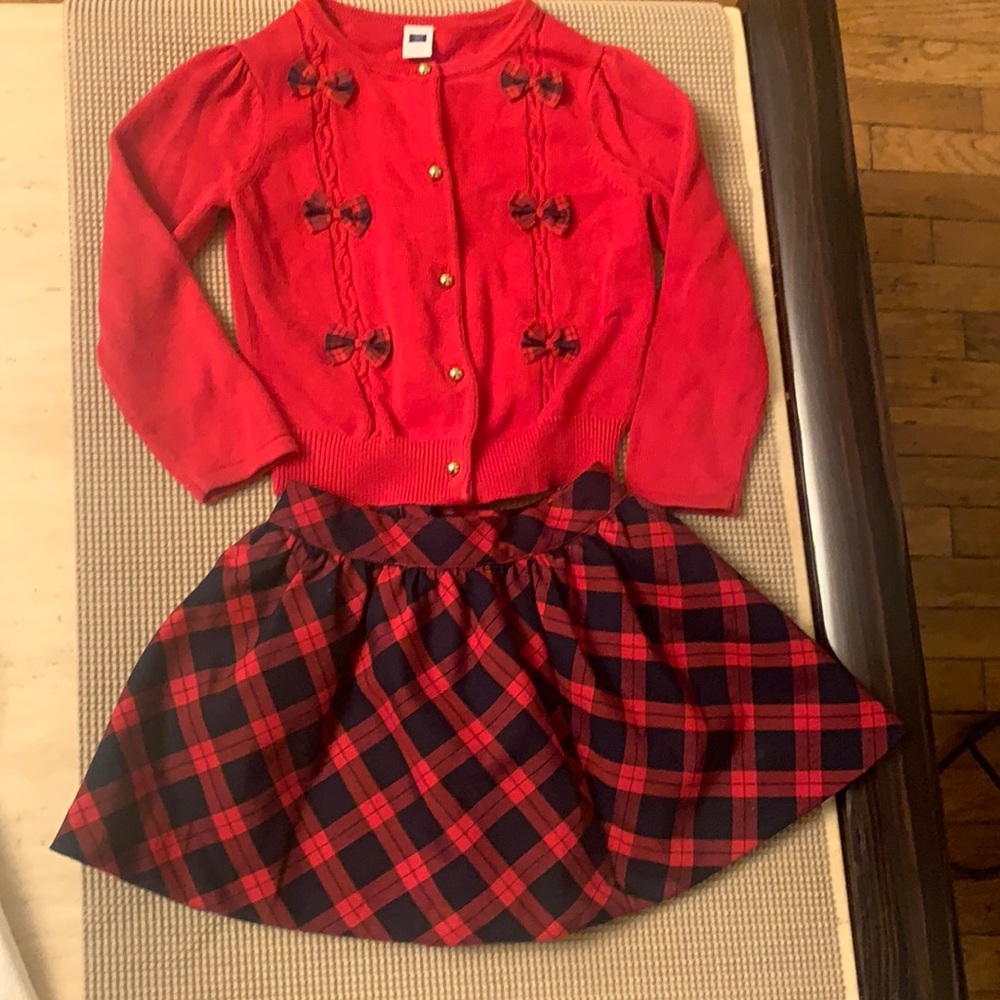Janie and Jack Toddler girl matching skirt with sweater with buttons